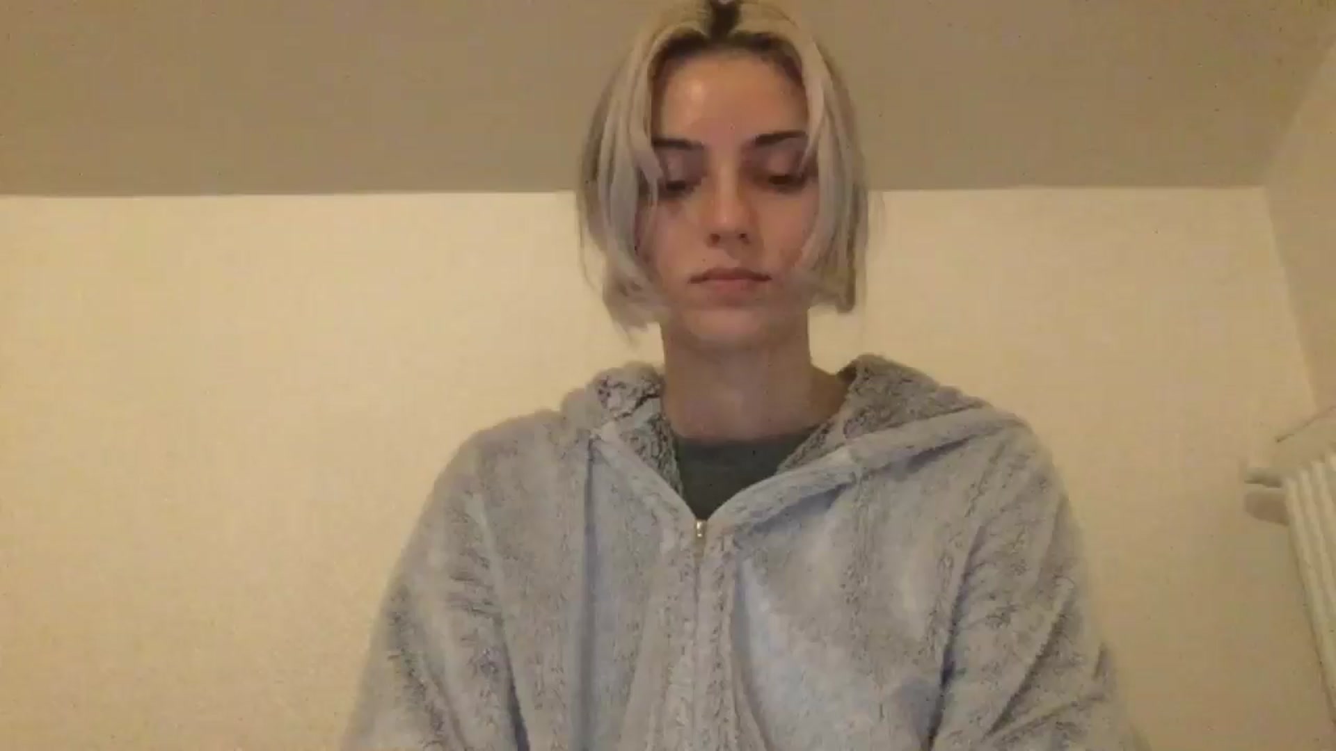 Gallery image thumbnail from LLuckyGirl's myfreecams stream on, 05/07/2024, 23:54 image 14 of 20
