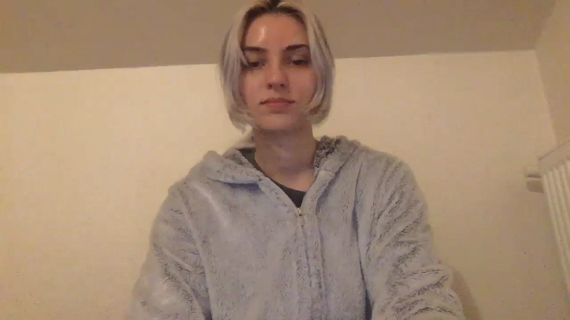 Gallery image thumbnail from LLuckyGirl's myfreecams stream on, 05/08/2024, 23:07 image 12 of 20