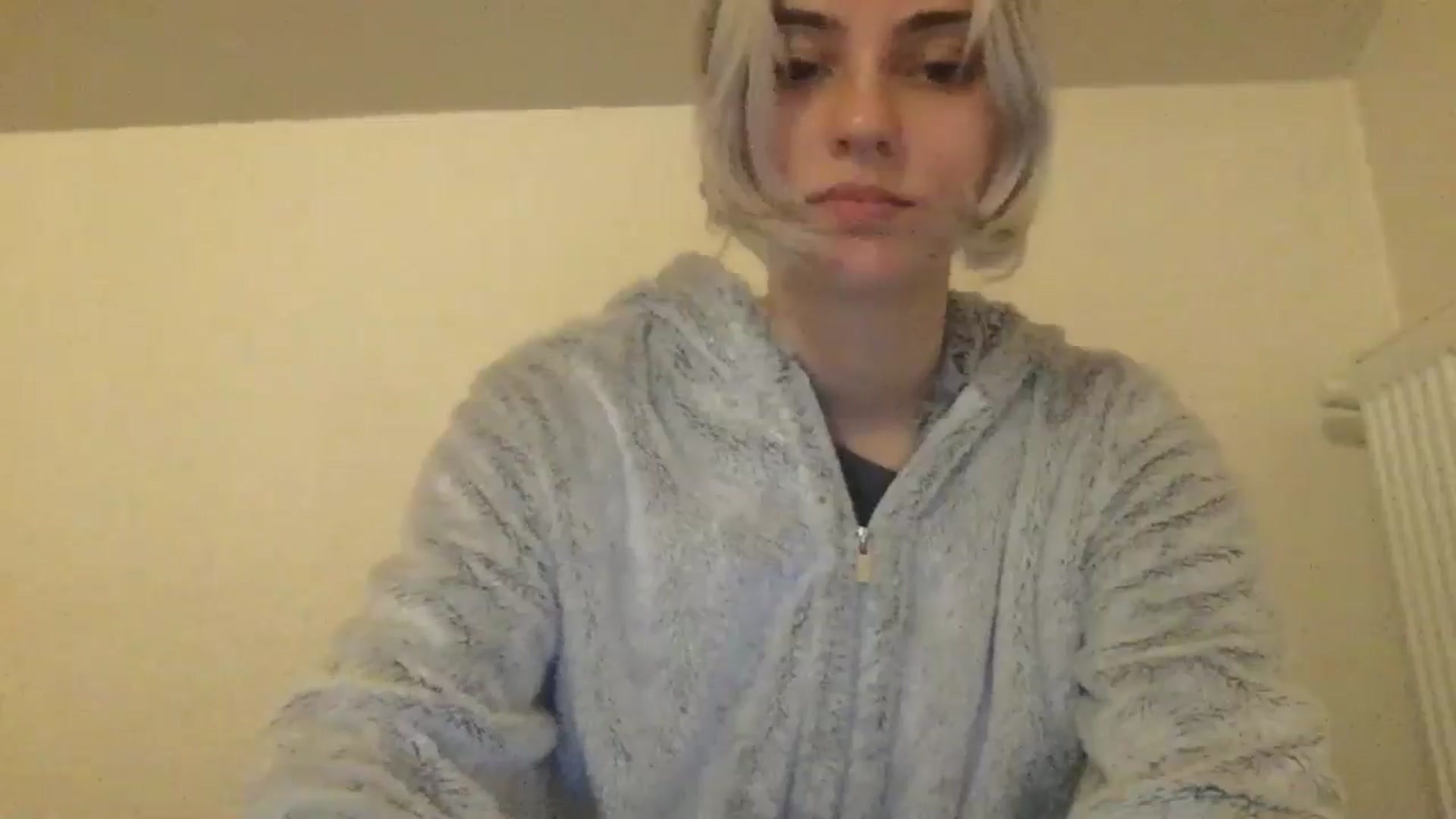 Gallery image thumbnail from LLuckyGirl's myfreecams stream on, 05/09/2024, 24:04 image 9 of 20