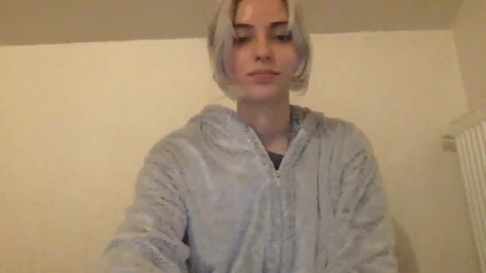 Gallery image thumbnail from LLuckyGirl's myfreecams stream on, 05/09/2024, 24:04 image 12 of 20