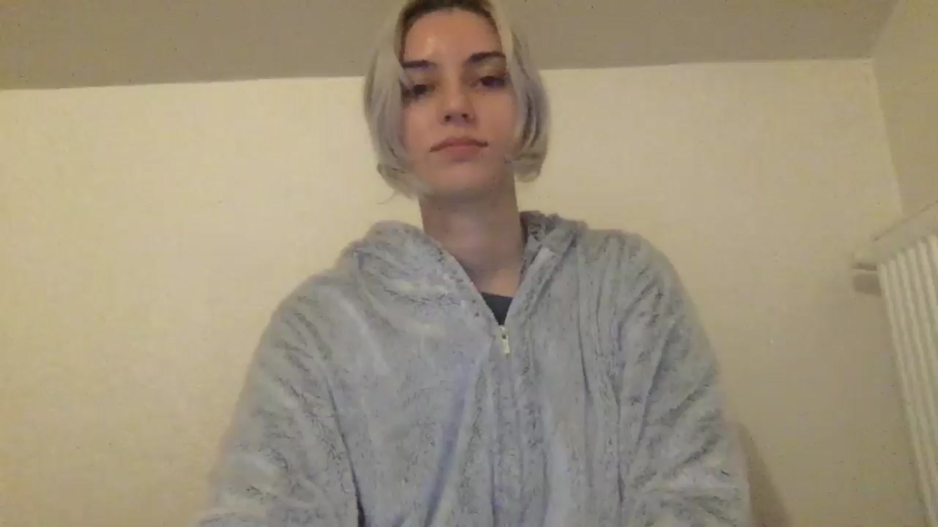Gallery image thumbnail from LLuckyGirl's myfreecams stream on, 05/09/2024, 24:04 image 13 of 20