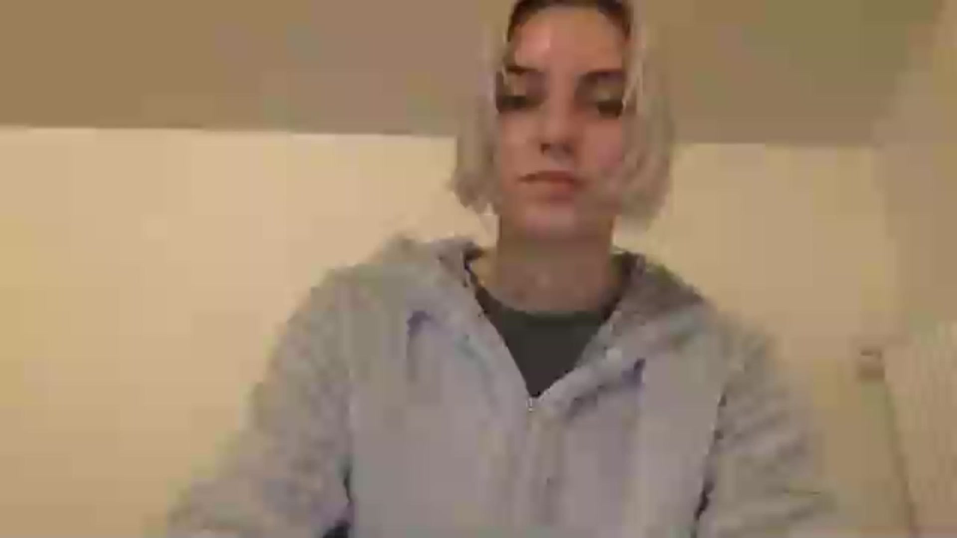 Gallery image thumbnail from LLuckyGirl's myfreecams stream on, 05/10/2024, 23:00 image 14 of 20