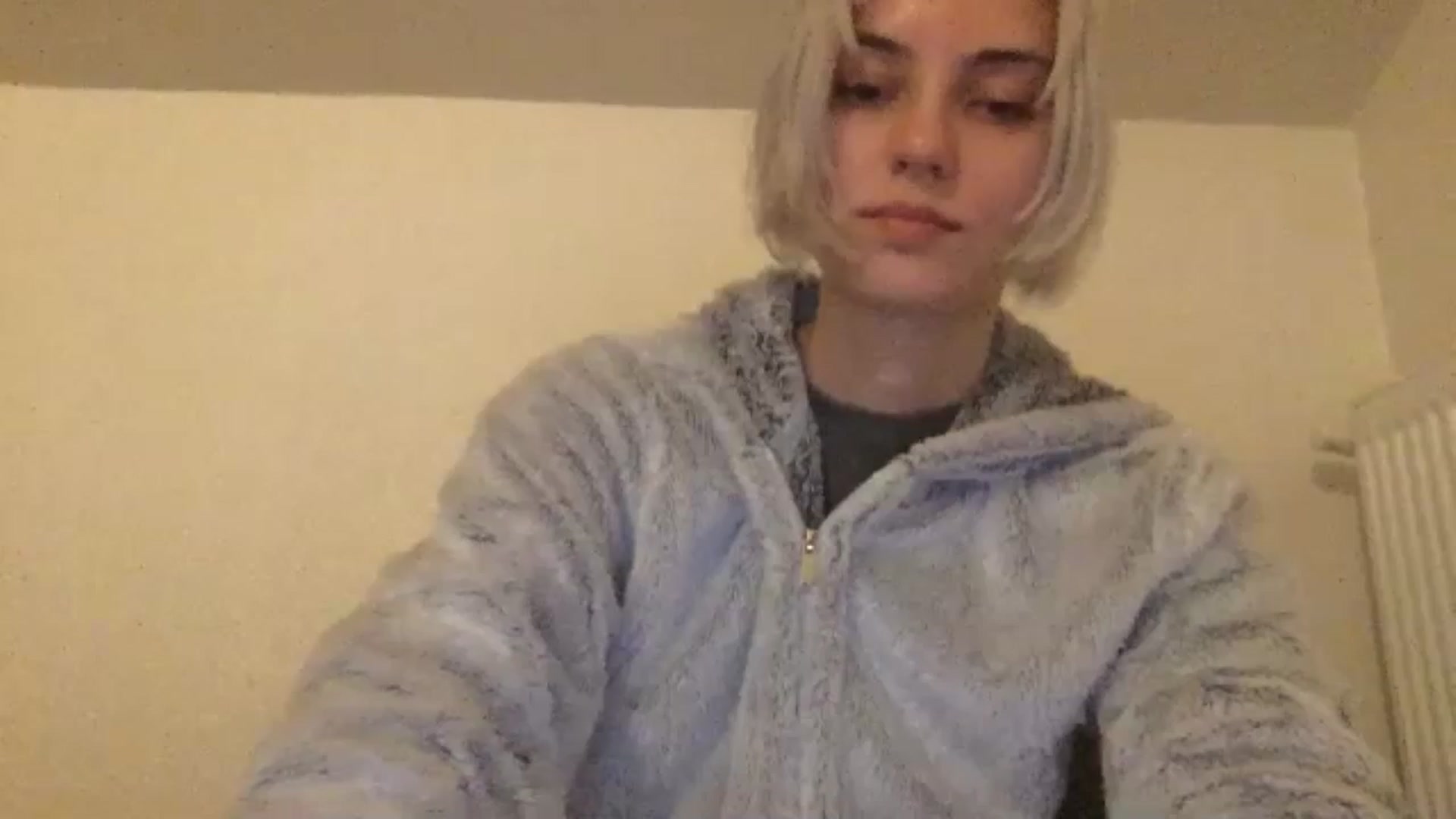 Gallery image thumbnail from LLuckyGirl's myfreecams stream on, 05/11/2024, 01:19 image 6 of 20