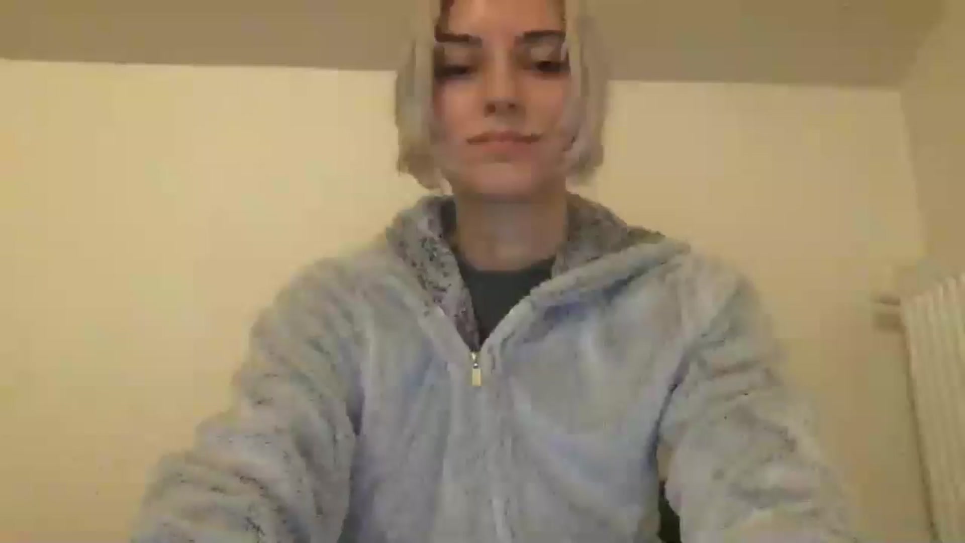 Gallery image thumbnail from LLuckyGirl's myfreecams stream on, 05/11/2024, 01:19 image 11 of 20