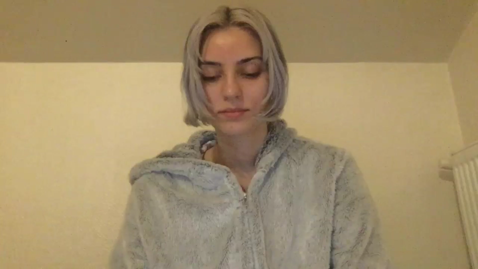 Gallery image thumbnail from LLuckyGirl's myfreecams stream on, 05/23/2024, 23:08 image 11 of 20