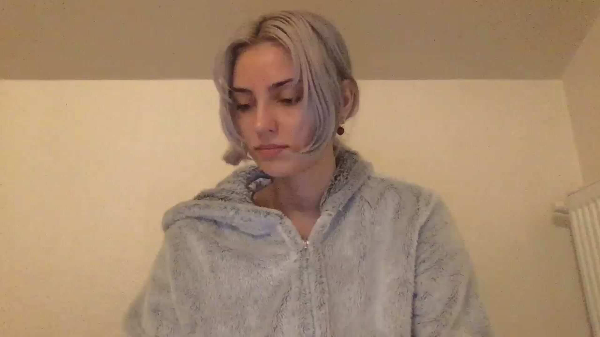 Gallery image thumbnail from LLuckyGirl's myfreecams stream on, 05/23/2024, 23:08 image 17 of 20