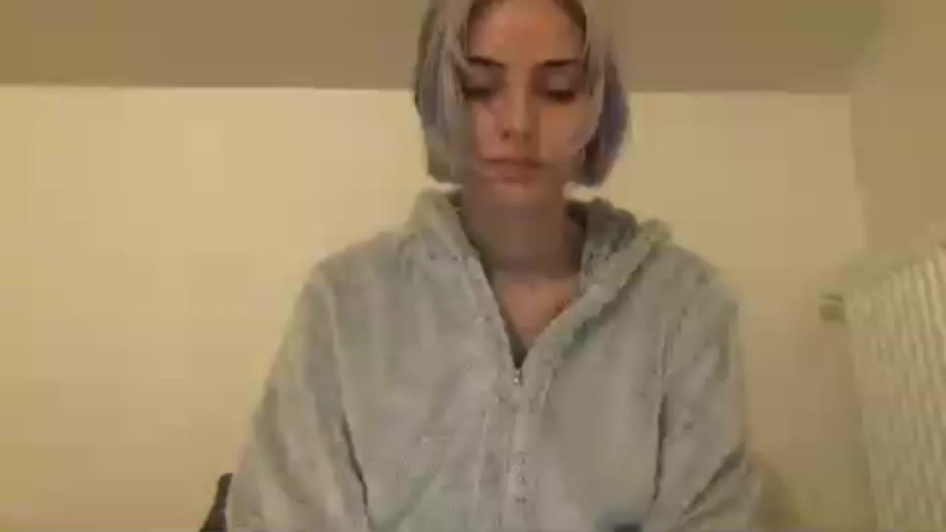 Gallery image thumbnail from LLuckyGirl's myfreecams stream on, 05/24/2024, 22:41 image 18 of 20