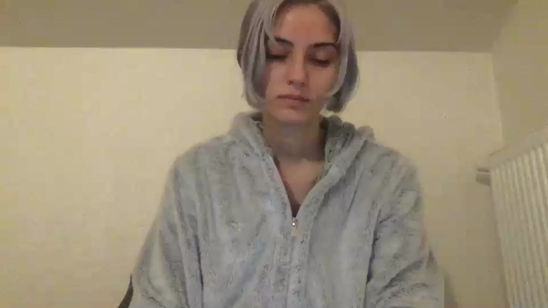 Gallery image thumbnail from LLuckyGirl's myfreecams stream on, 05/24/2024, 22:41 image 8 of 20