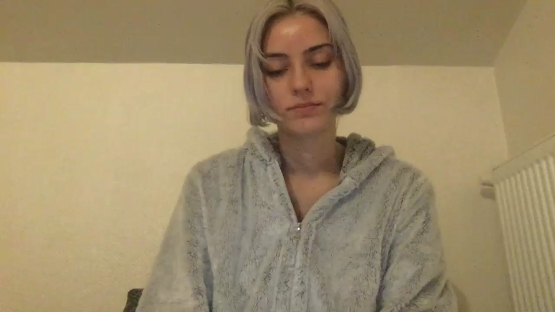 Gallery image thumbnail from LLuckyGirl's myfreecams stream on, 05/24/2024, 22:52 image 9 of 20