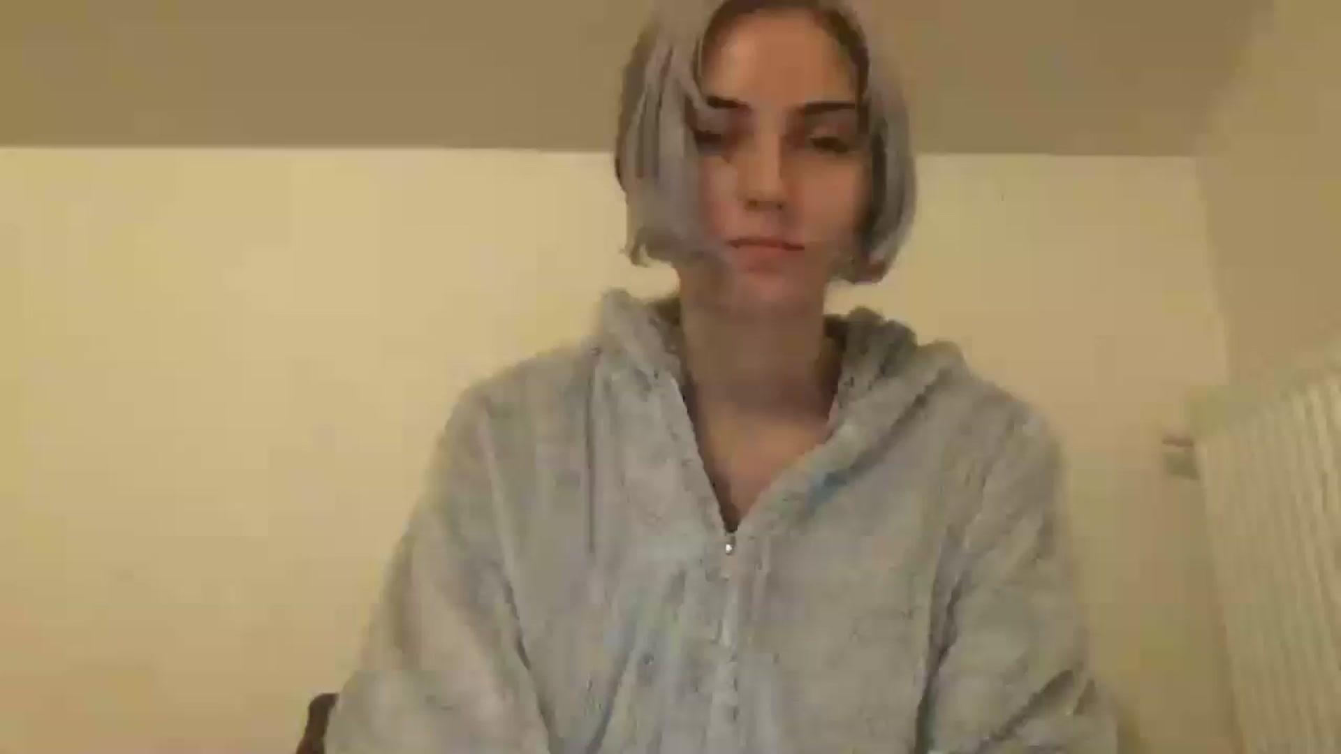 Gallery image thumbnail from LLuckyGirl's myfreecams stream on, 05/24/2024, 22:52 image 7 of 20
