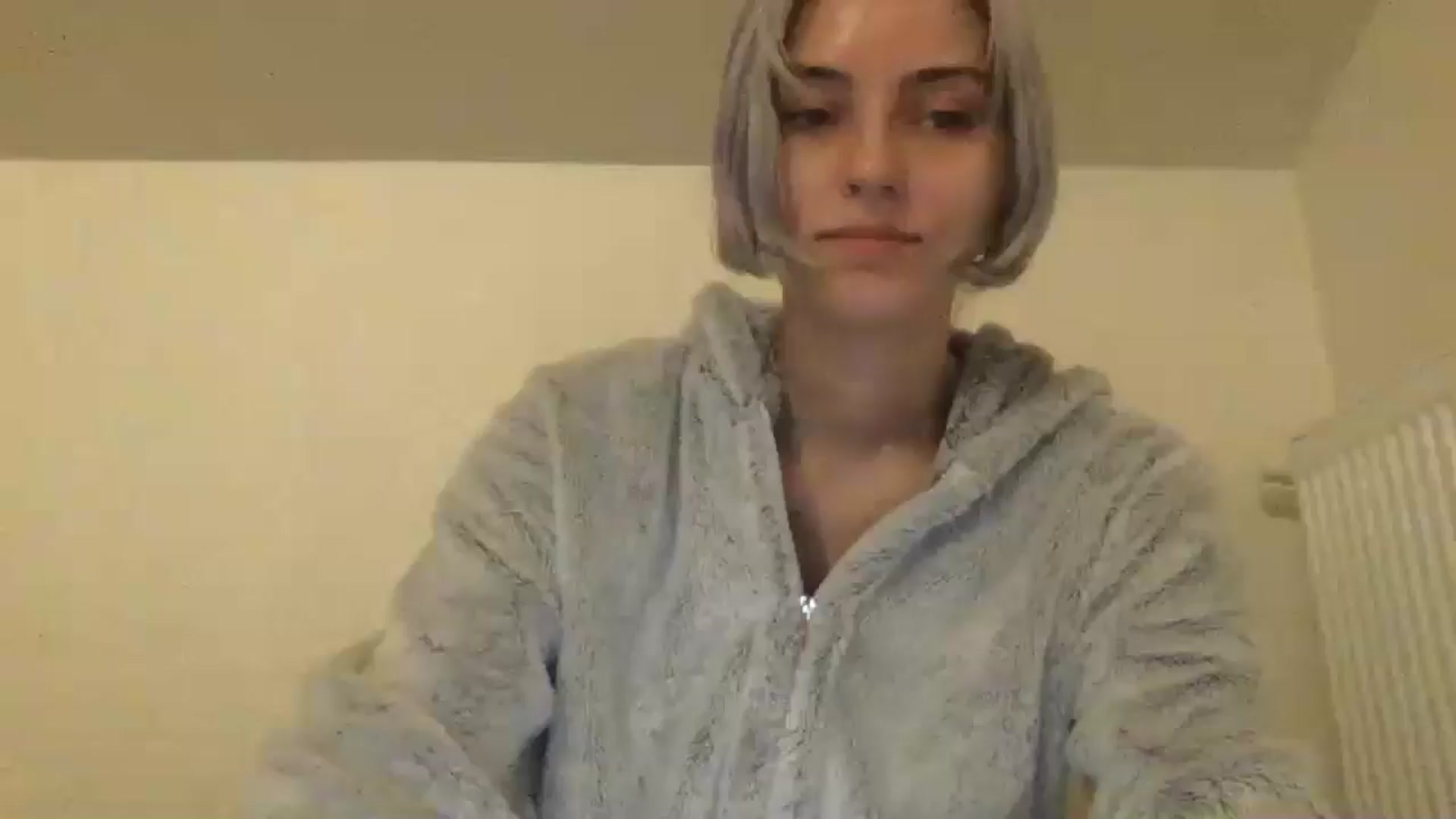 Gallery image thumbnail from LLuckyGirl's myfreecams stream on, 05/24/2024, 22:52 image 10 of 20
