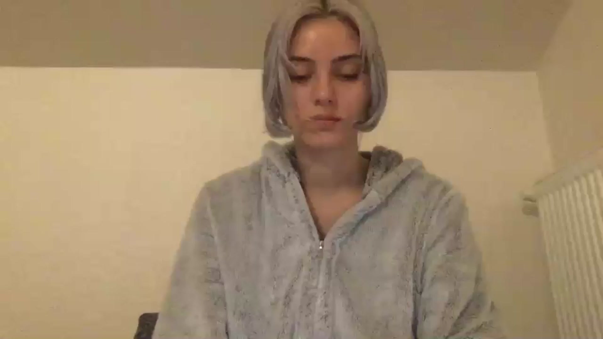 Gallery image thumbnail from LLuckyGirl's myfreecams stream on, 05/24/2024, 23:06 image 8 of 20