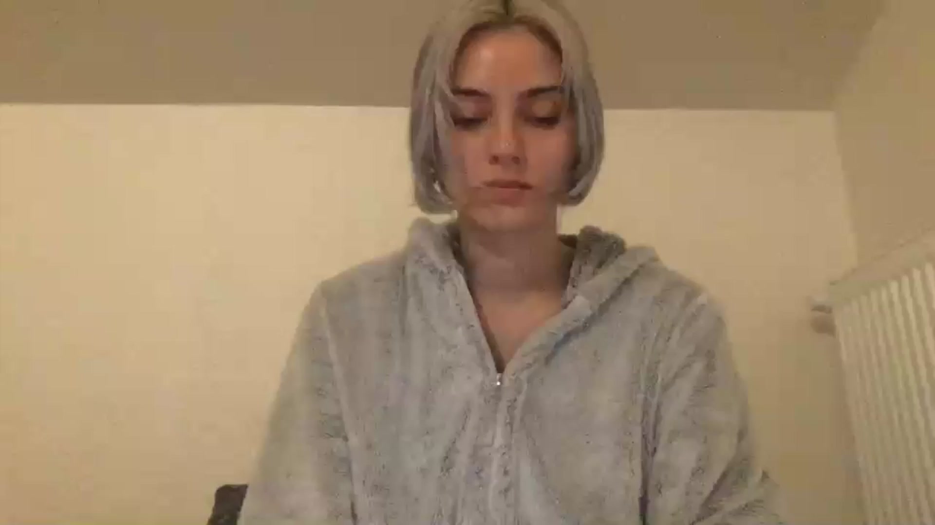 Gallery image thumbnail from LLuckyGirl's myfreecams stream on, 05/24/2024, 23:06 image 9 of 20