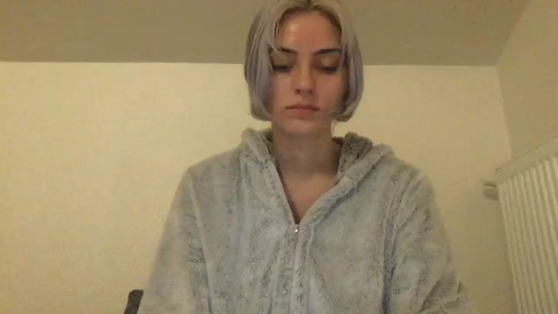 Gallery image thumbnail from LLuckyGirl's myfreecams stream on, 05/24/2024, 23:06 image 3 of 20