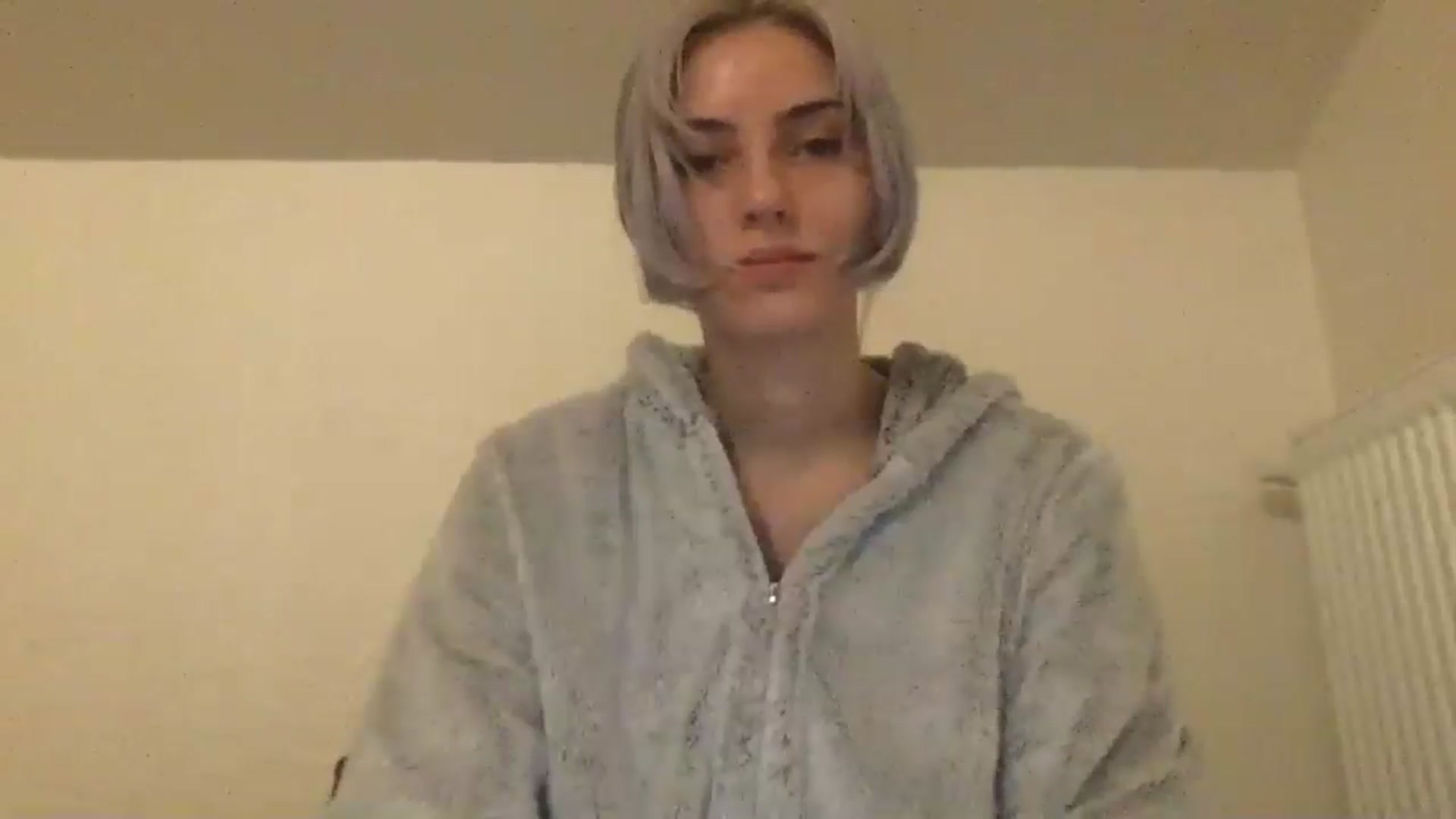 Gallery image thumbnail from LLuckyGirl's myfreecams stream on, 05/24/2024, 23:06 image 16 of 20