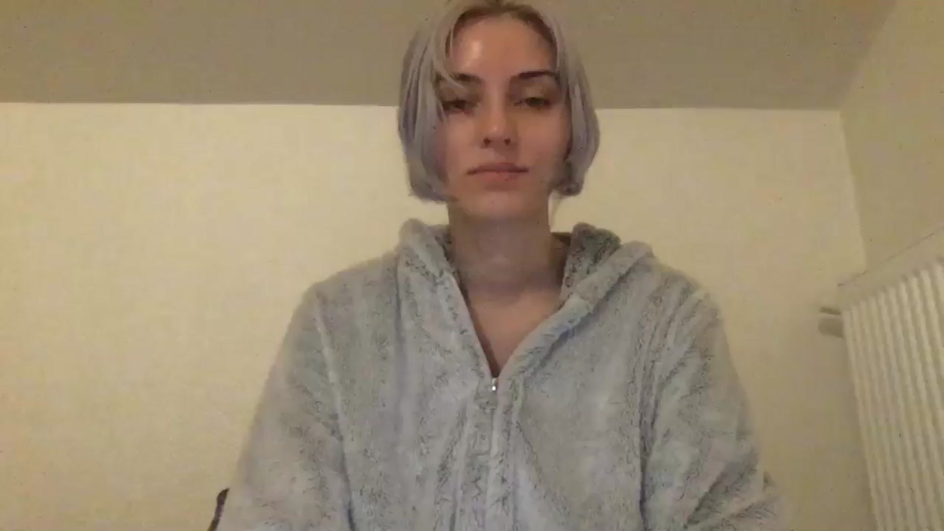 Gallery image thumbnail from LLuckyGirl's myfreecams stream on, 05/24/2024, 23:21 image 3 of 20