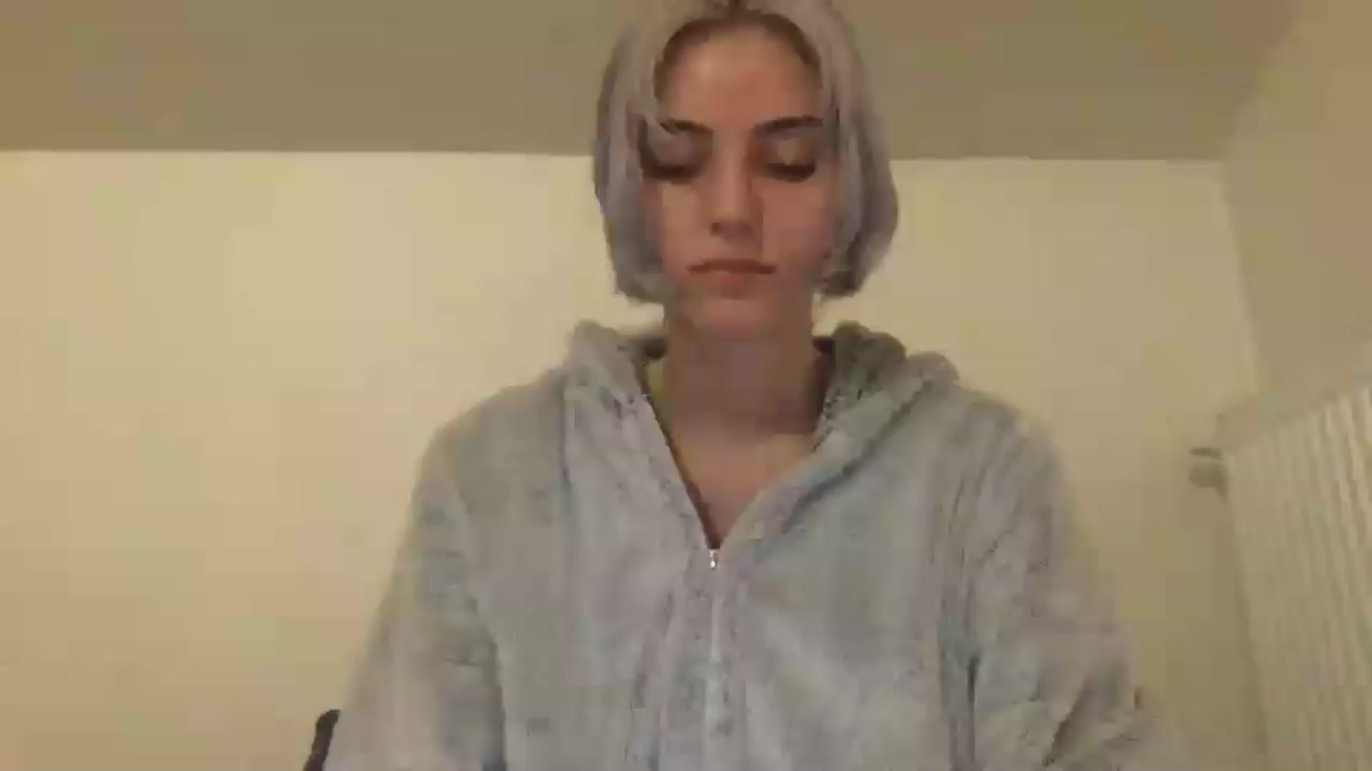 Gallery image thumbnail from LLuckyGirl's myfreecams stream on, 05/24/2024, 23:21 image 6 of 20