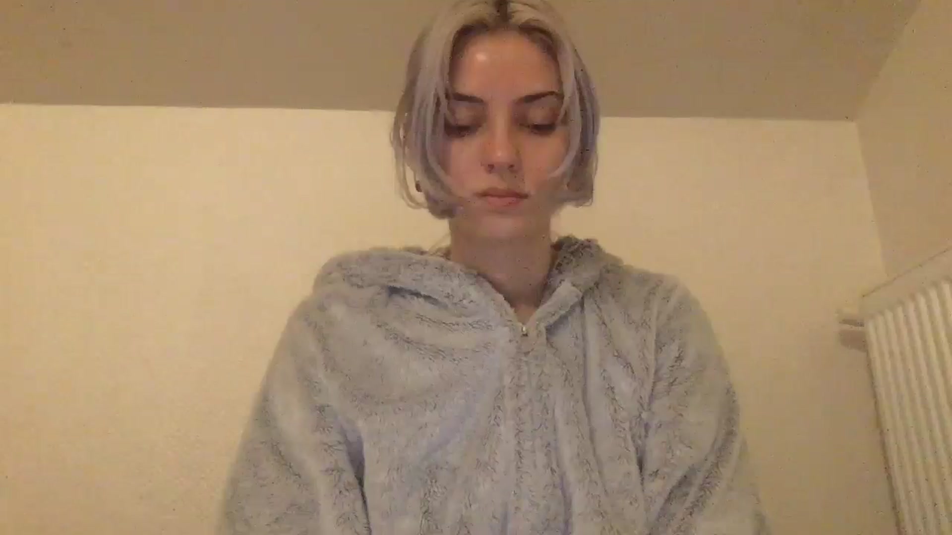 Gallery image thumbnail from LLuckyGirl's myfreecams stream on, 05/30/2024, 23:14 image 8 of 20