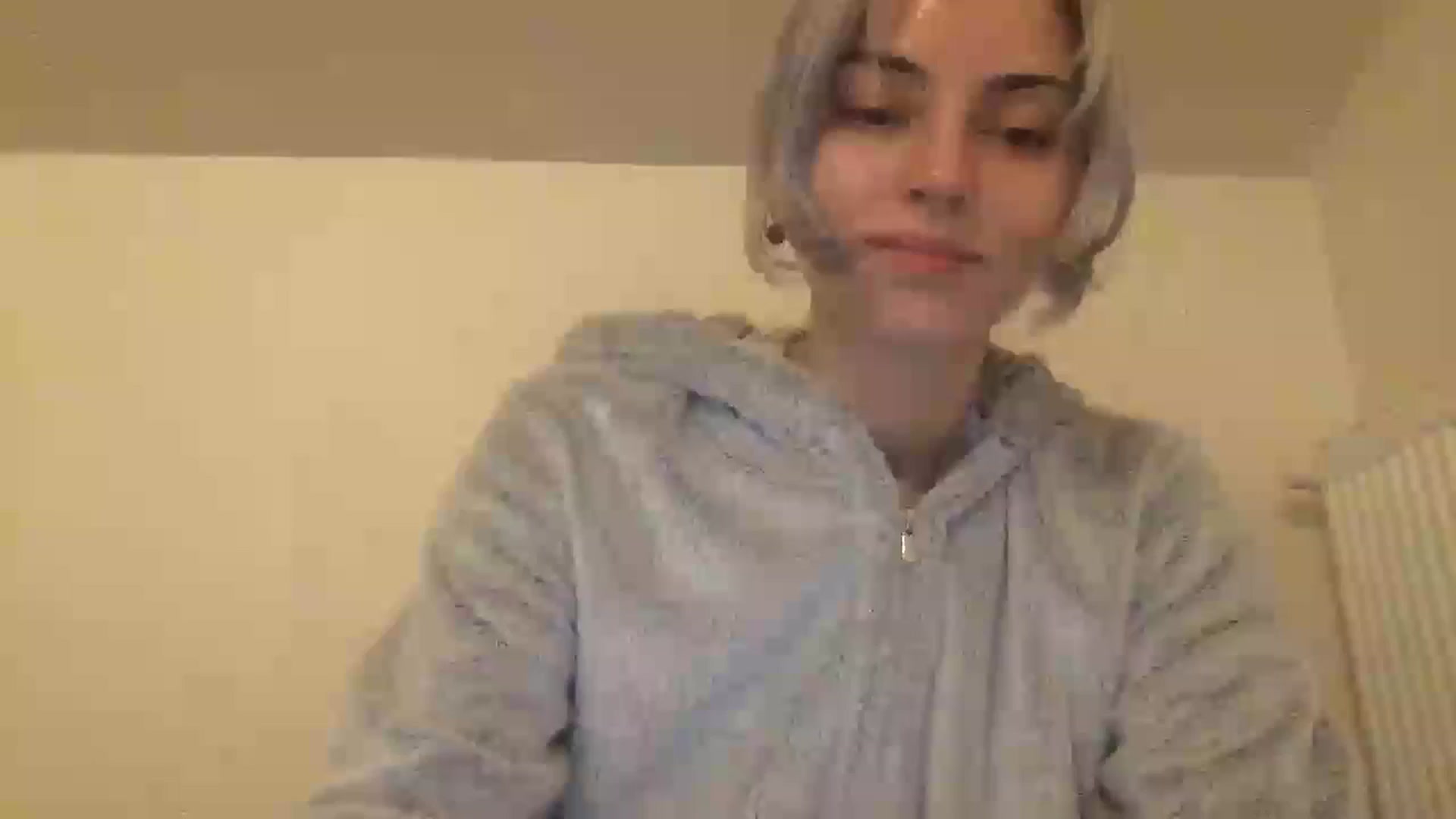 Gallery image thumbnail from LLuckyGirl's myfreecams stream on, 05/30/2024, 23:14 image 20 of 20