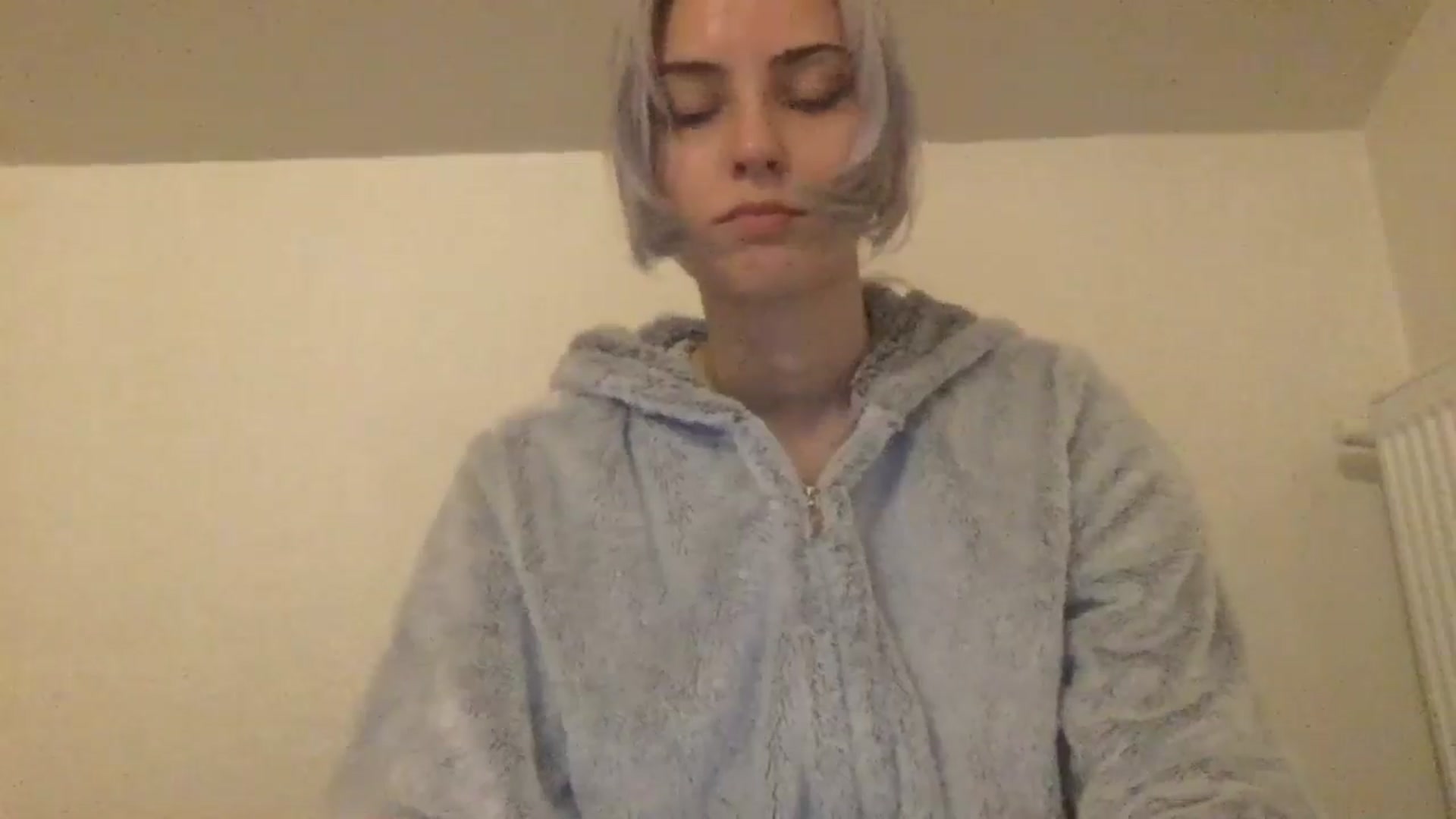 Gallery image thumbnail from LLuckyGirl's myfreecams stream on, 05/31/2024, 23:01 image 8 of 20
