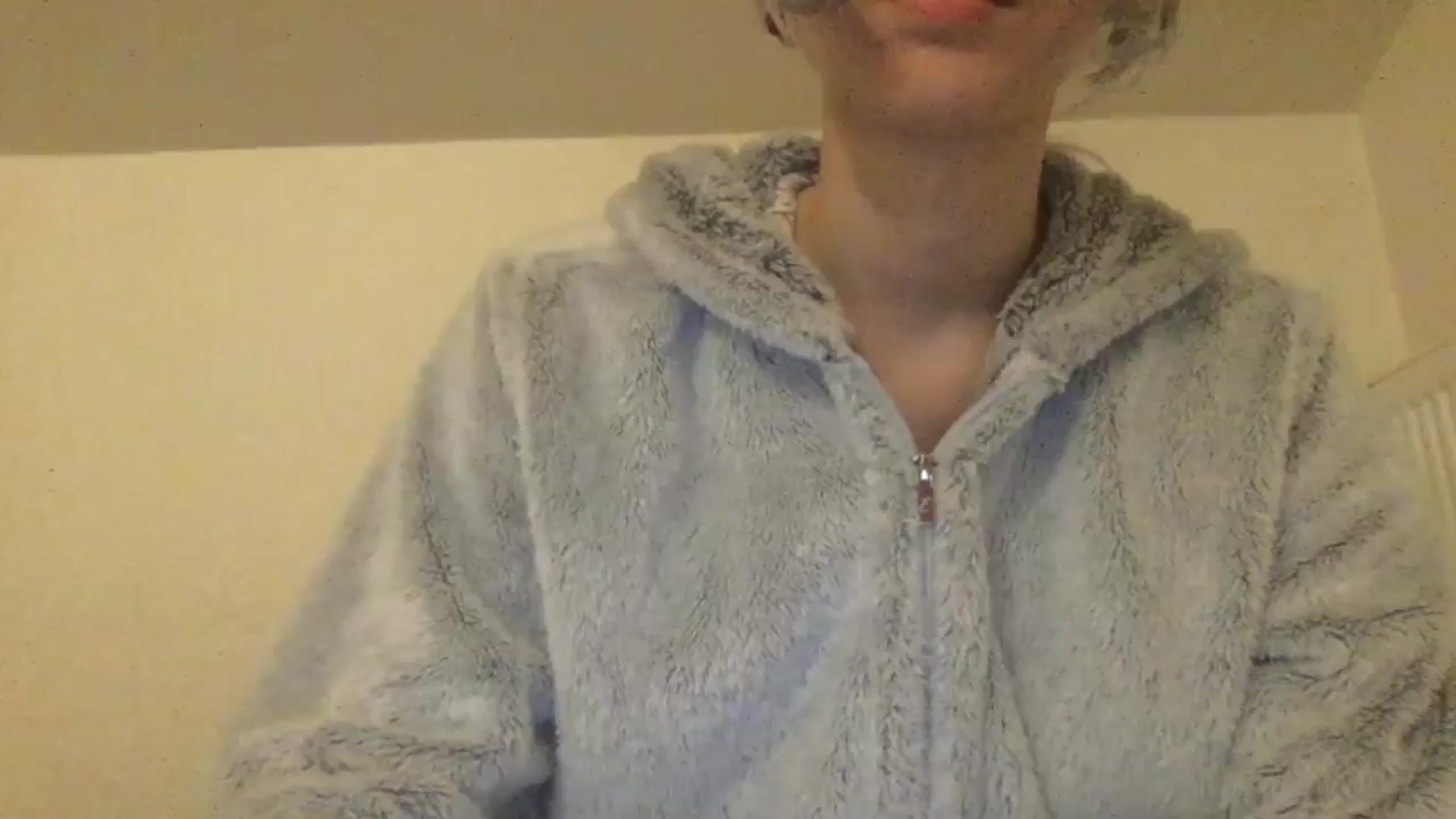 Gallery image thumbnail from LLuckyGirl's myfreecams stream on, 05/31/2024, 23:01 image 1 of 20