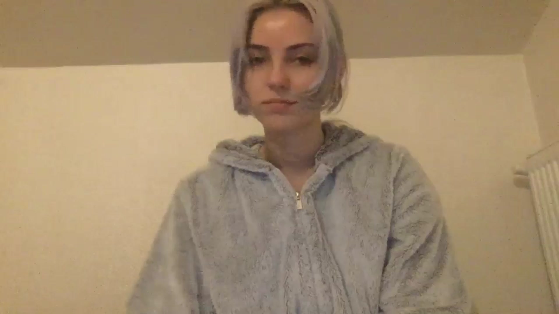 Gallery image thumbnail from LLuckyGirl's myfreecams stream on, 05/31/2024, 23:01 image 19 of 20
