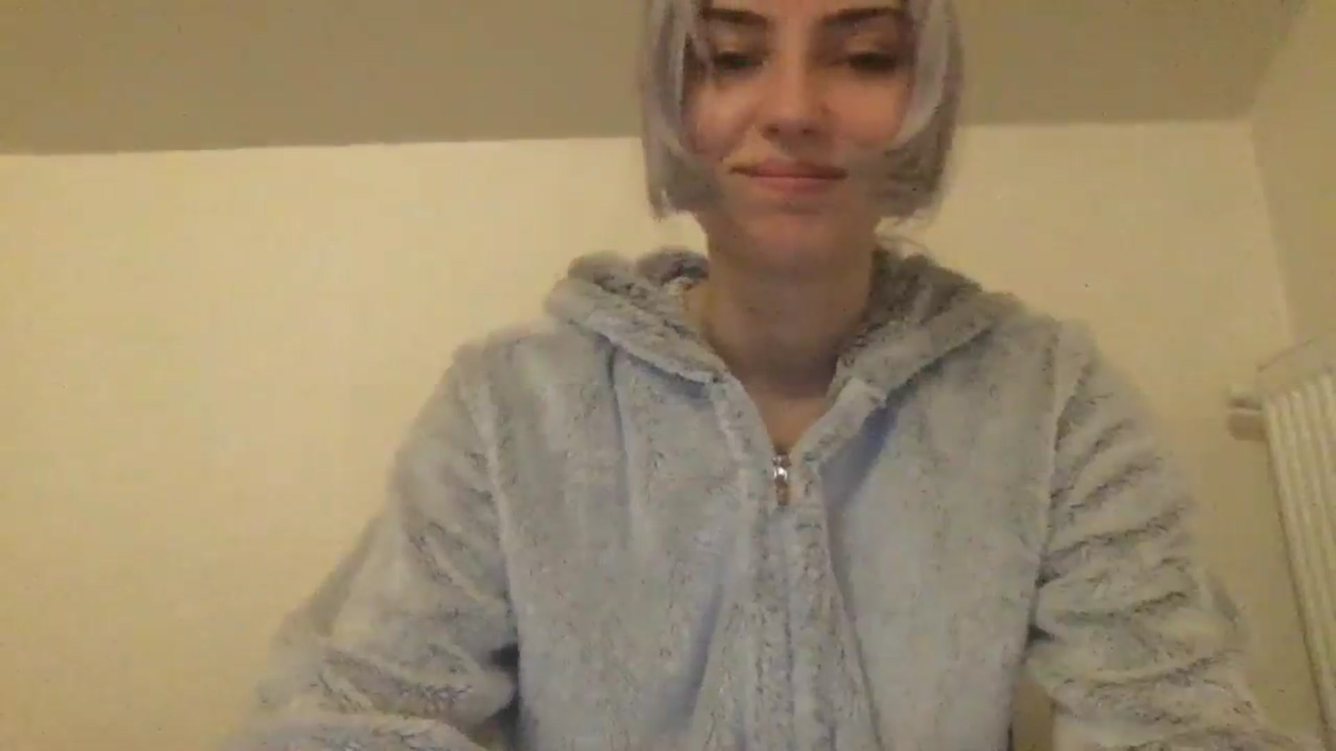 Gallery image thumbnail from LLuckyGirl's myfreecams stream on, 05/31/2024, 23:01 image 10 of 20