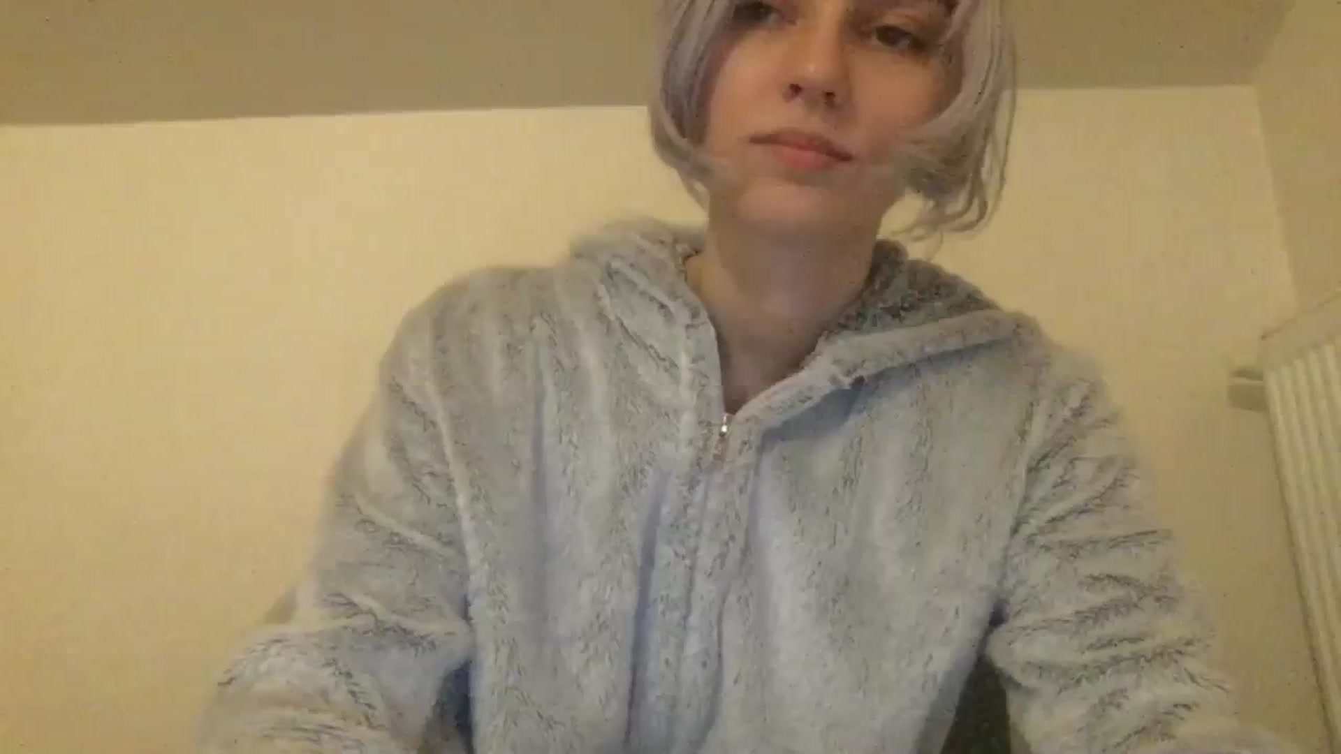 Gallery image thumbnail from LLuckyGirl's myfreecams stream on, 06/01/2024, 24:35 image 20 of 20