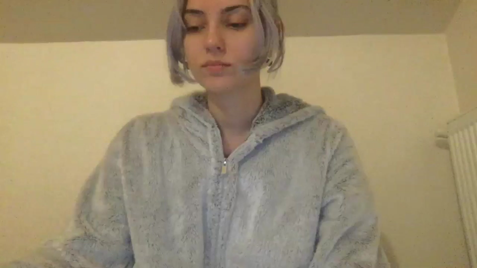 Gallery image thumbnail from LLuckyGirl's myfreecams stream on, 06/01/2024, 24:35 image 13 of 20
