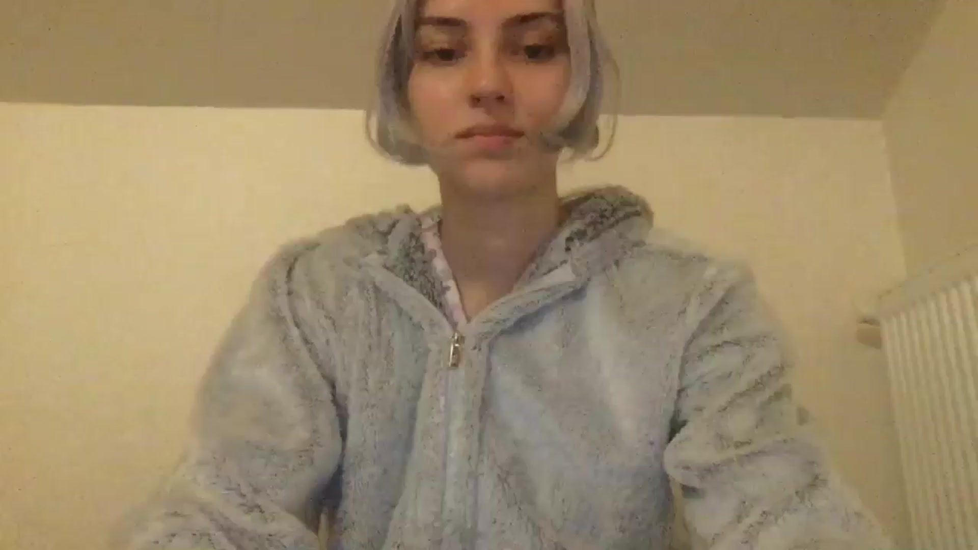 Gallery image thumbnail from LLuckyGirl's myfreecams stream on, 06/03/2024, 23:13 image 7 of 20