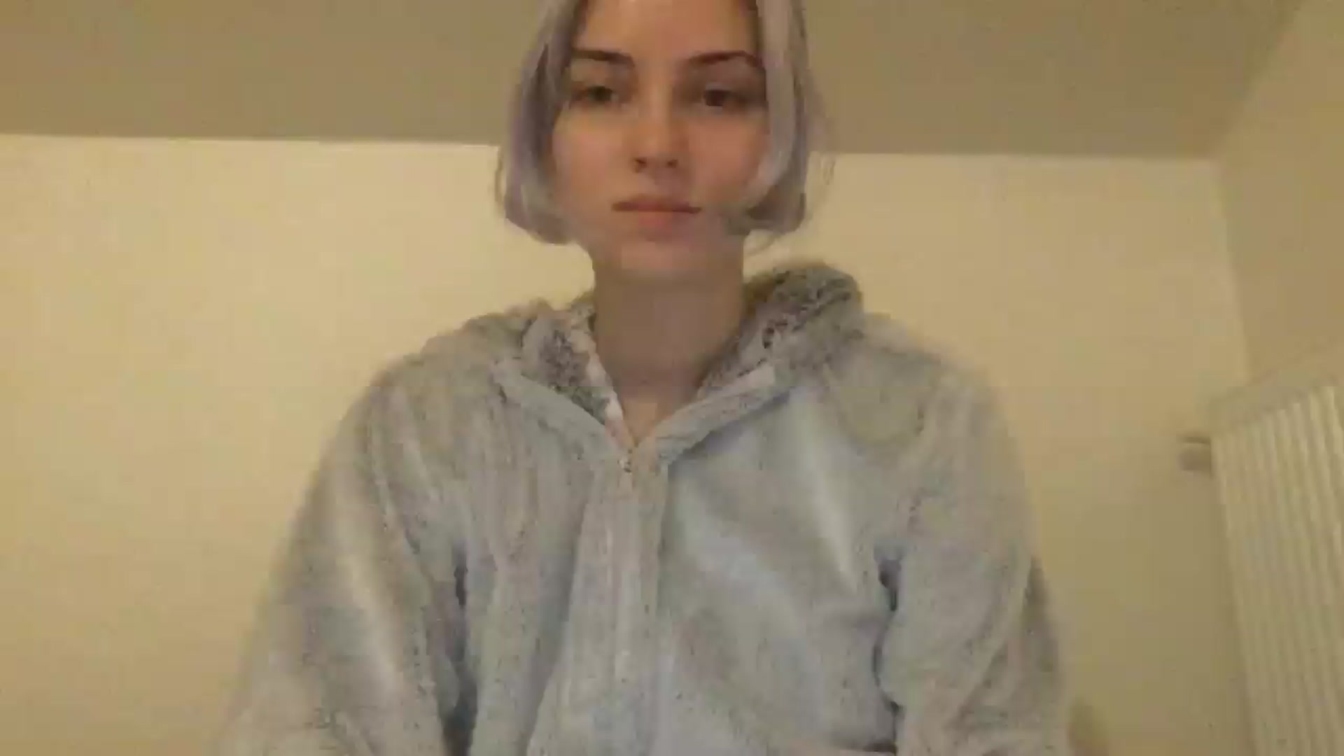 Gallery image thumbnail from LLuckyGirl's myfreecams stream on, 06/03/2024, 23:13 image 3 of 20