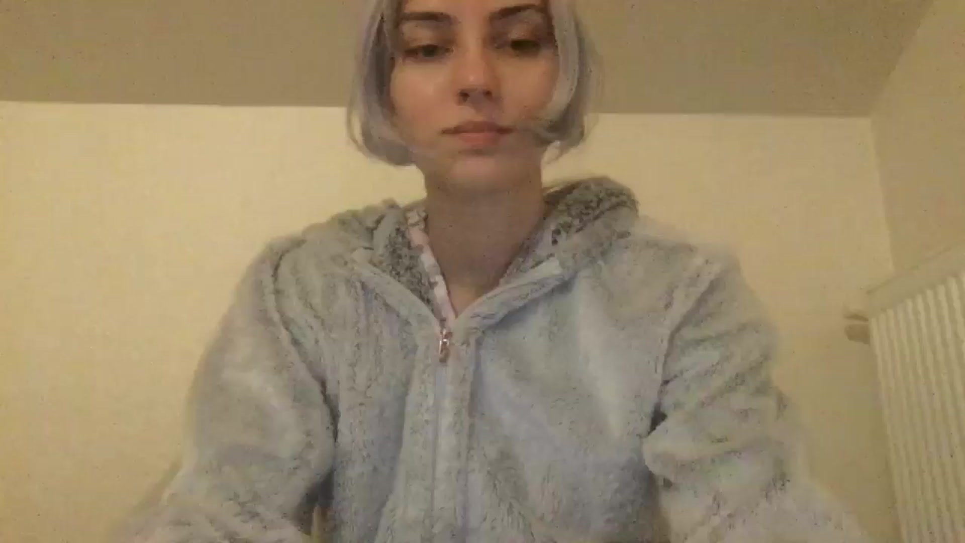 Gallery image thumbnail from LLuckyGirl's myfreecams stream on, 06/03/2024, 23:13 image 4 of 20