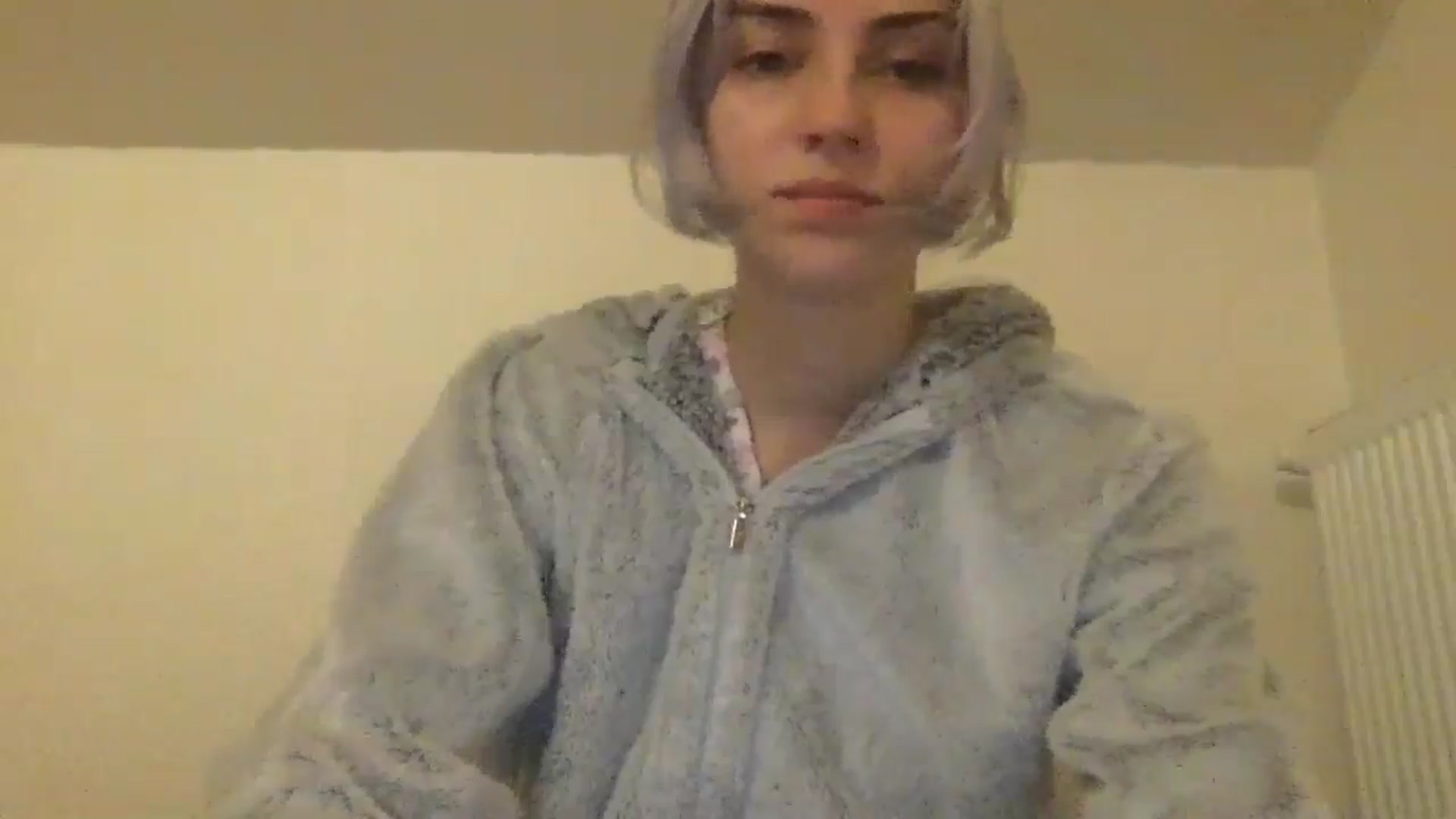 Gallery image thumbnail from LLuckyGirl's myfreecams stream on, 06/03/2024, 23:13 image 15 of 20