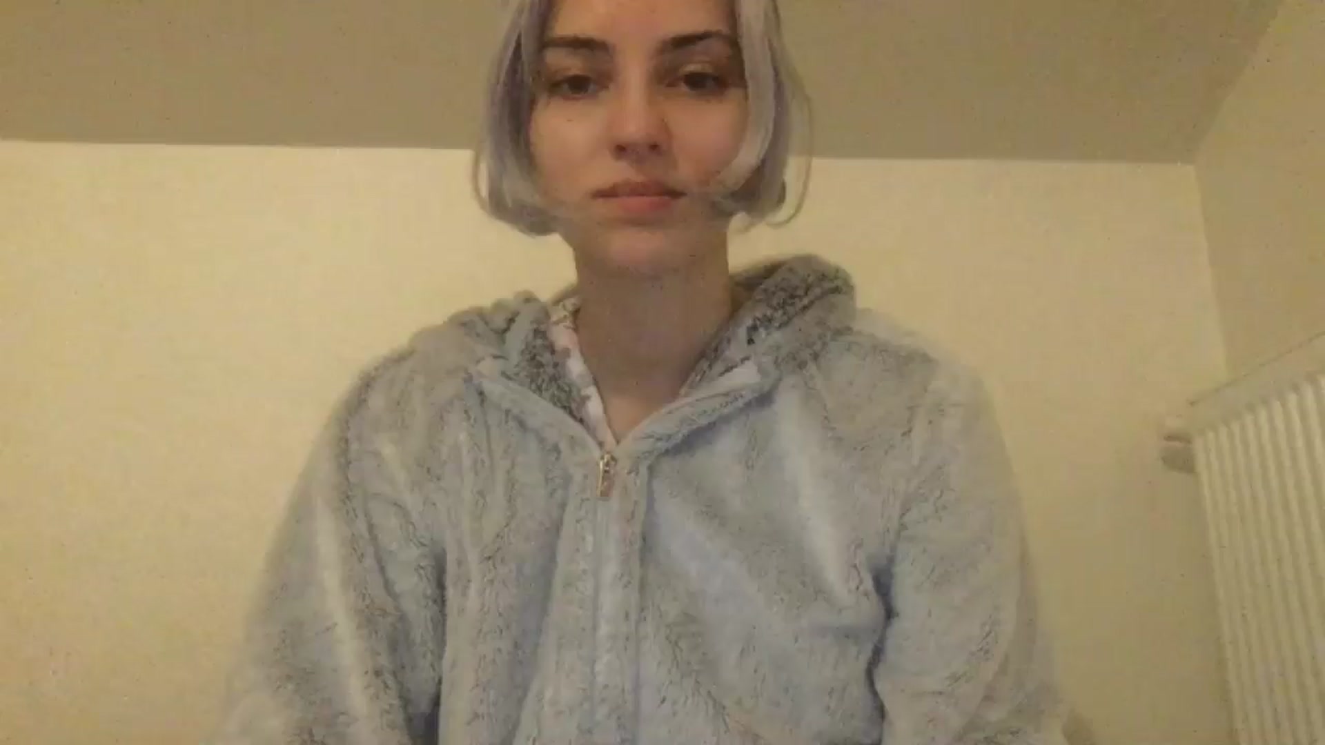 Gallery image thumbnail from LLuckyGirl's myfreecams stream on, 06/03/2024, 23:13 image 6 of 20