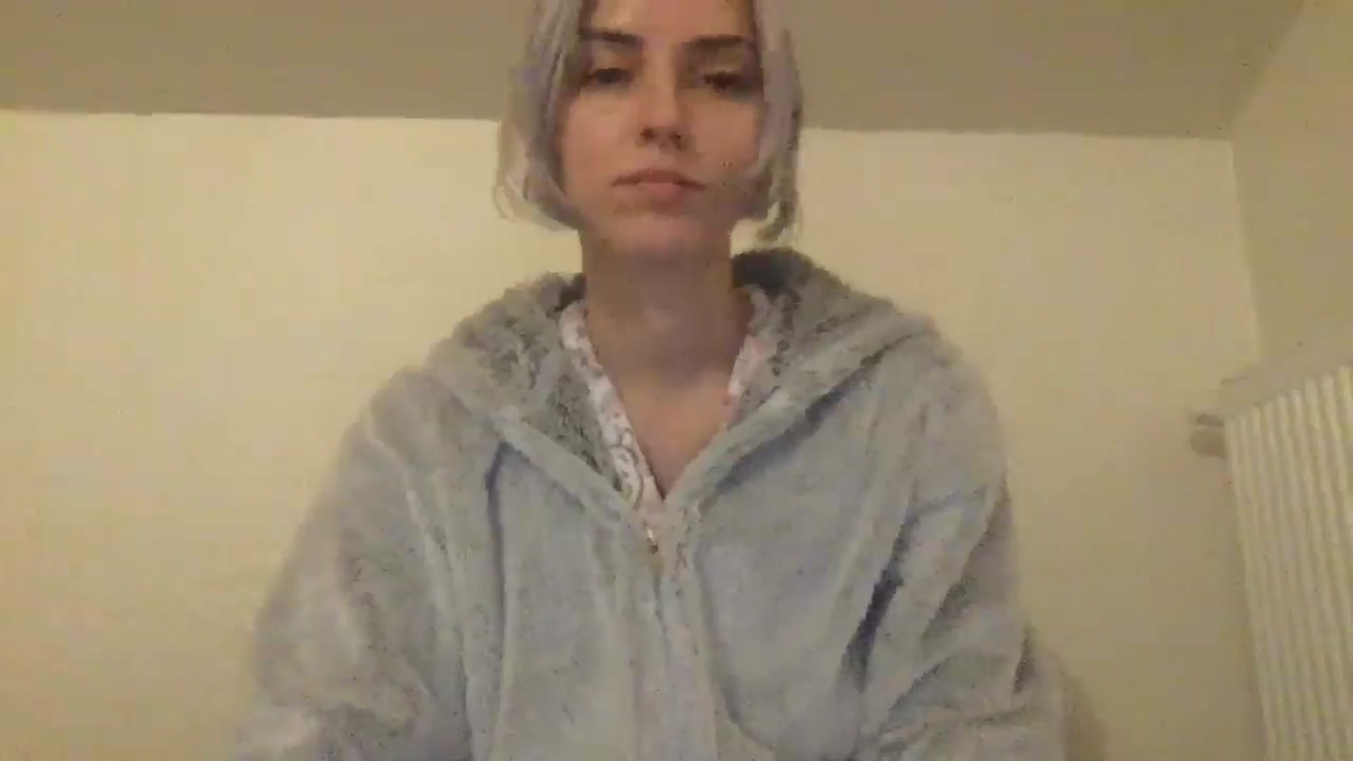 Gallery image thumbnail from LLuckyGirl's myfreecams stream on, 06/03/2024, 23:36 image 14 of 20