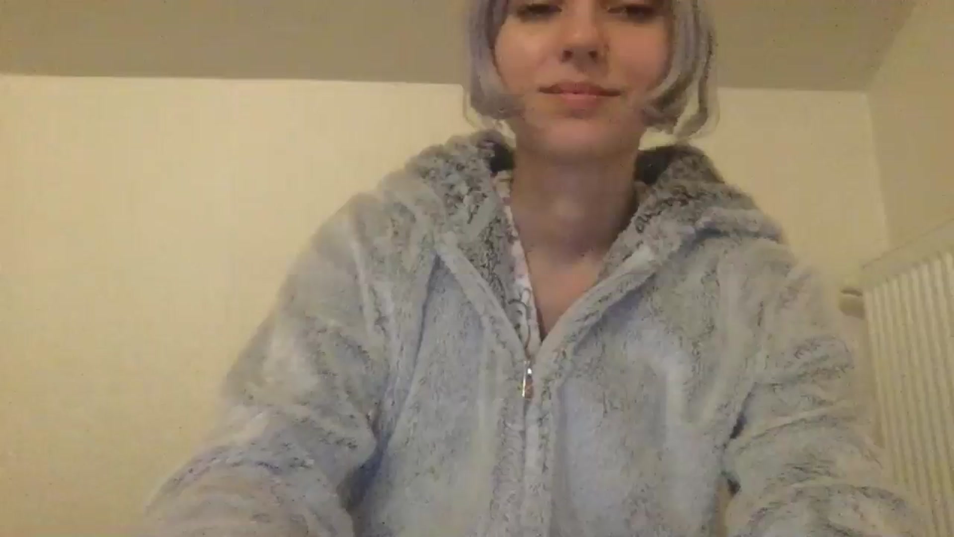 Gallery image thumbnail from LLuckyGirl's myfreecams stream on, 06/03/2024, 23:36 image 1 of 20