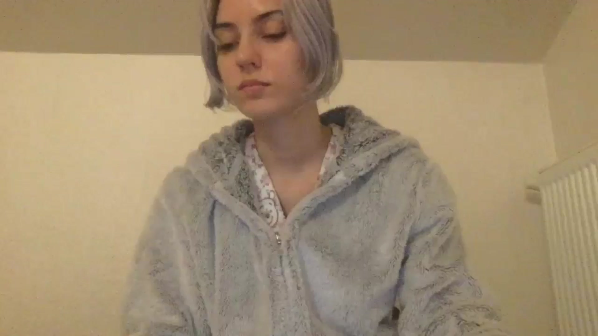 Gallery image thumbnail from LLuckyGirl's myfreecams stream on, 06/03/2024, 23:36 image 12 of 20
