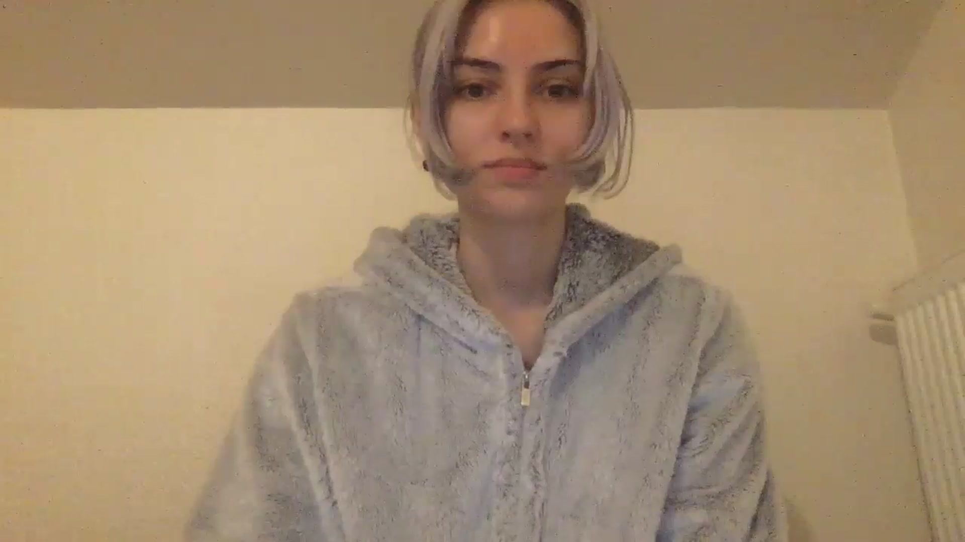 Gallery image thumbnail from LLuckyGirl's myfreecams stream on, 06/05/2024, 24:16 image 3 of 20