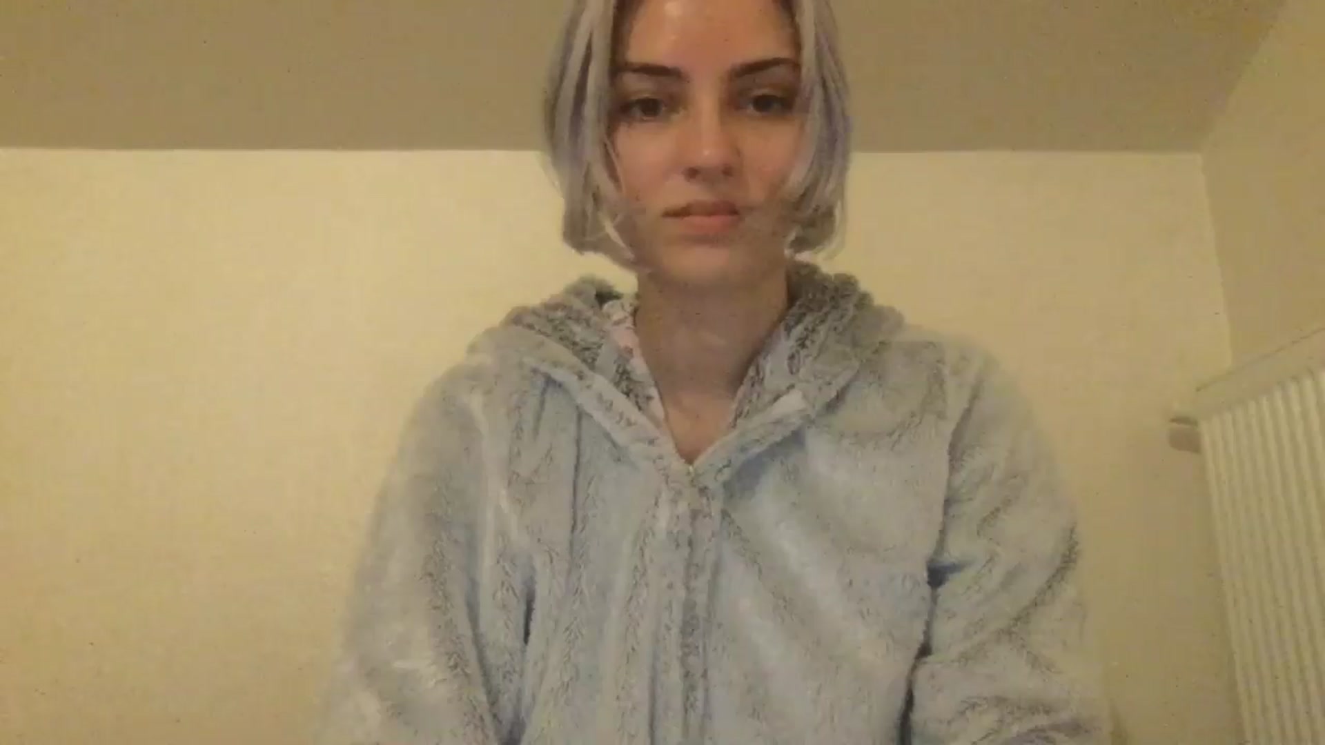 Gallery image thumbnail from LLuckyGirl's myfreecams stream on, 06/06/2024, 23:20 image 7 of 20