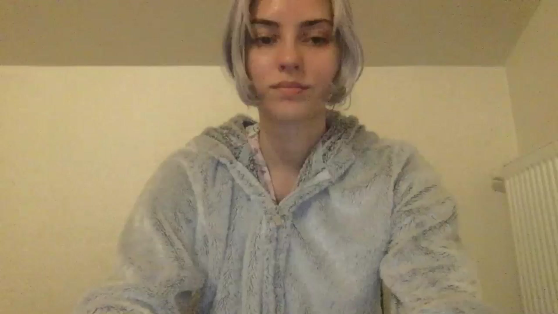 Gallery image thumbnail from LLuckyGirl's myfreecams stream on, 06/06/2024, 23:20 image 18 of 20