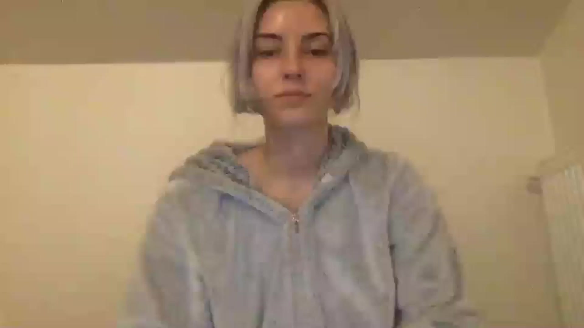 Gallery image thumbnail from LLuckyGirl's myfreecams stream on, 06/07/2024, 23:32 image 14 of 20