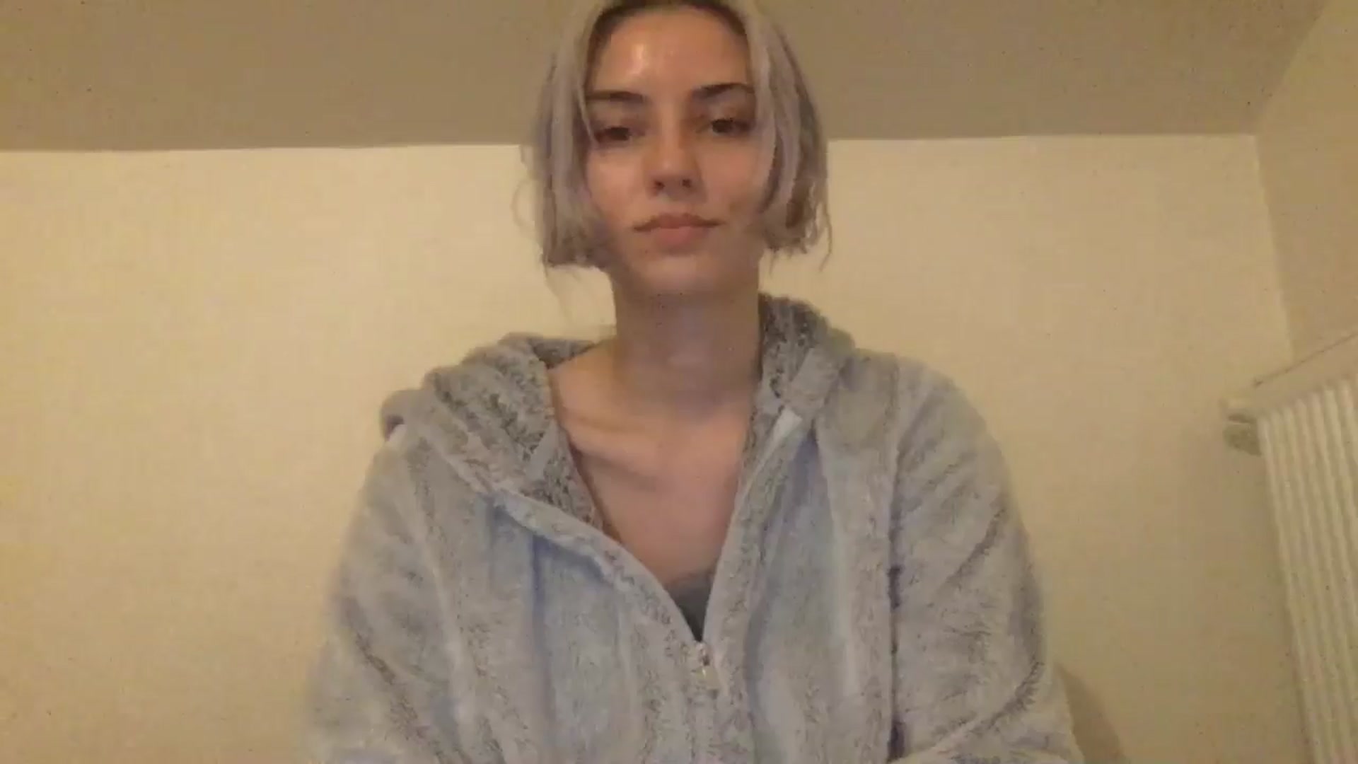 Gallery image thumbnail from LLuckyGirl's myfreecams stream on, 06/07/2024, 23:32 image 20 of 20