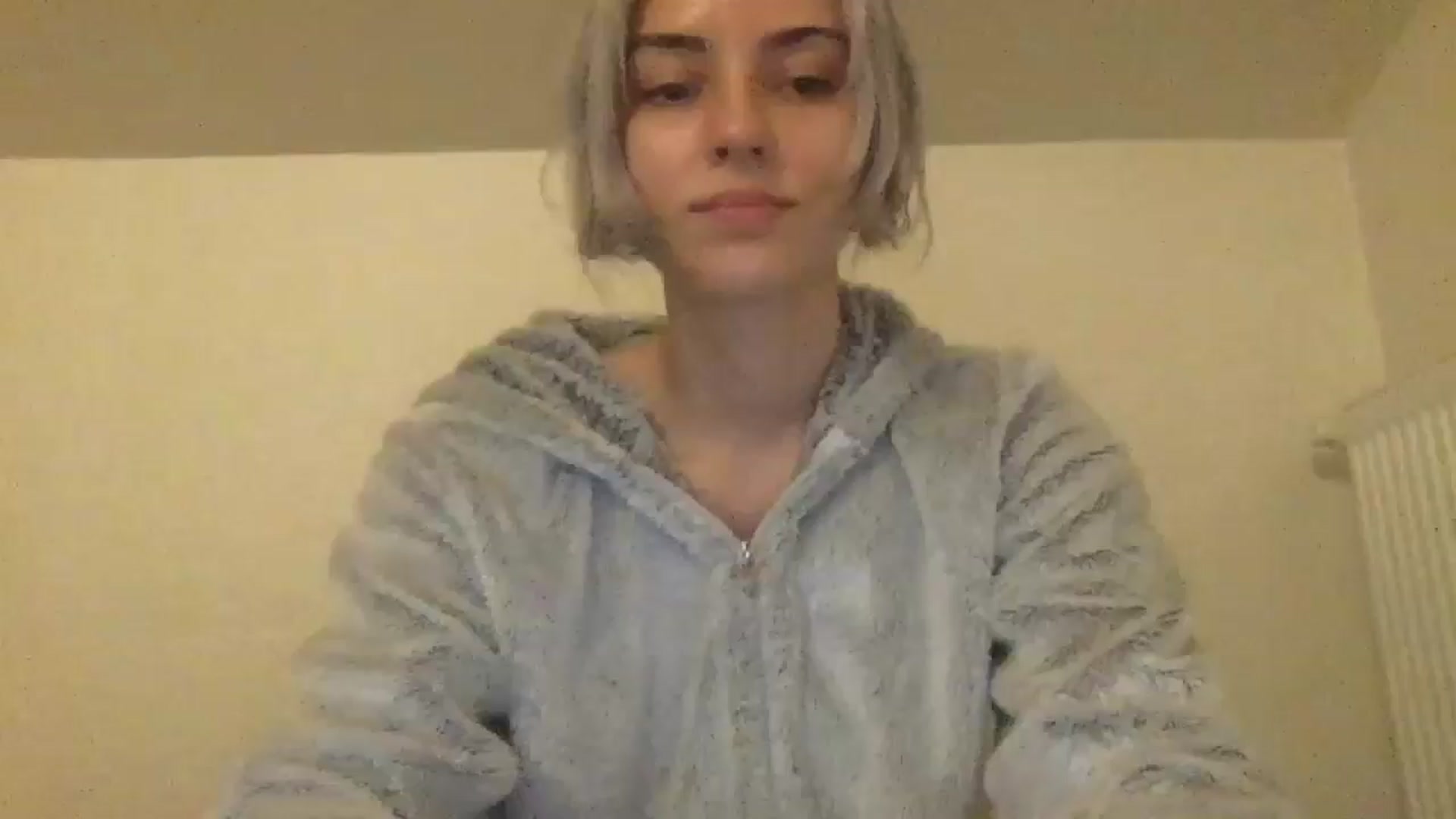 Gallery image thumbnail from LLuckyGirl's myfreecams stream on, 06/07/2024, 23:32 image 15 of 20