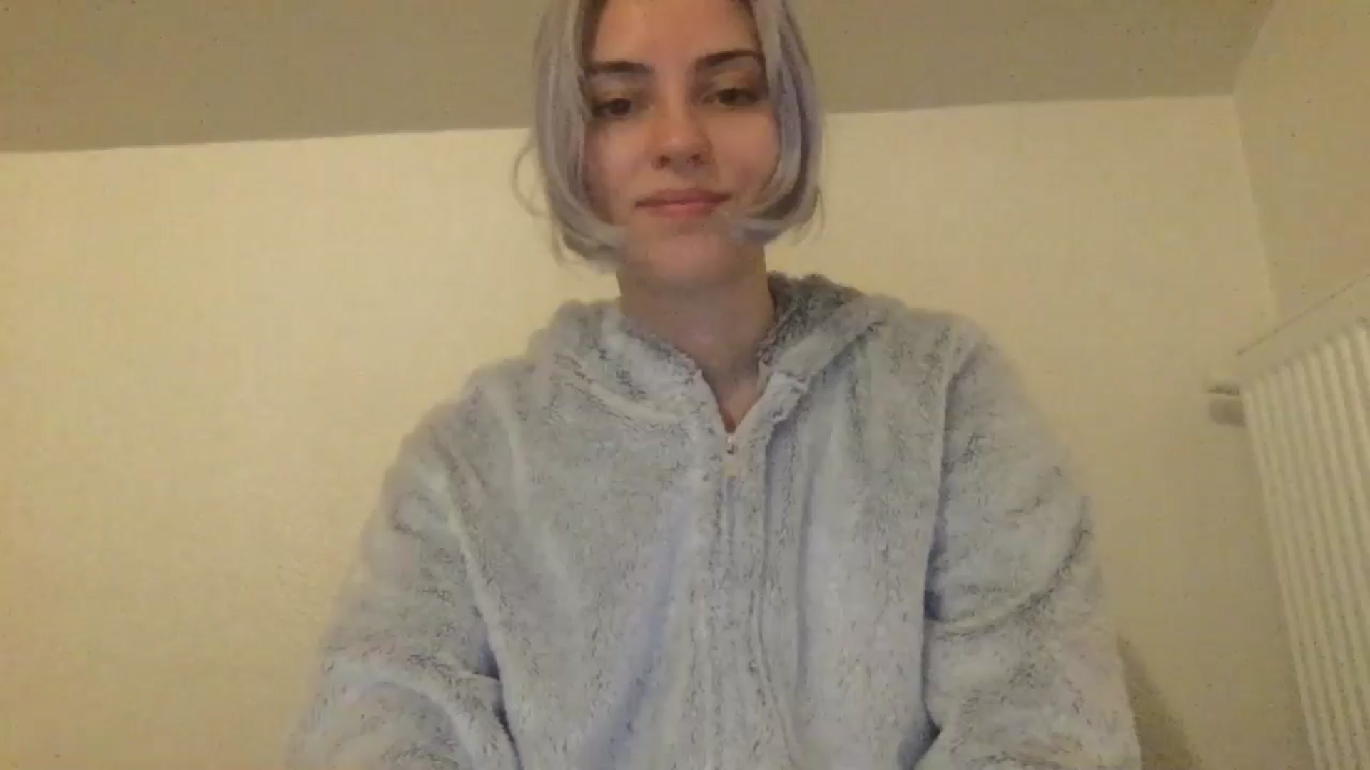 Gallery image thumbnail from LLuckyGirl's myfreecams stream on, 06/15/2024, 23:23 image 10 of 20