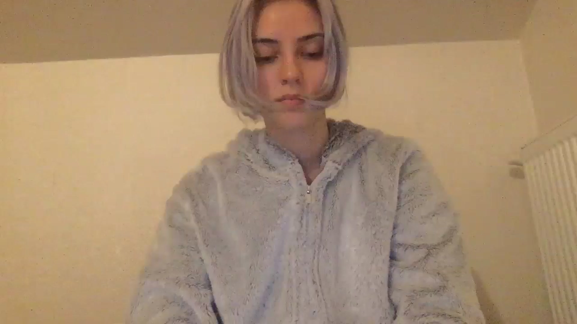Gallery image thumbnail from LLuckyGirl's myfreecams stream on, 06/15/2024, 23:23 image 15 of 20