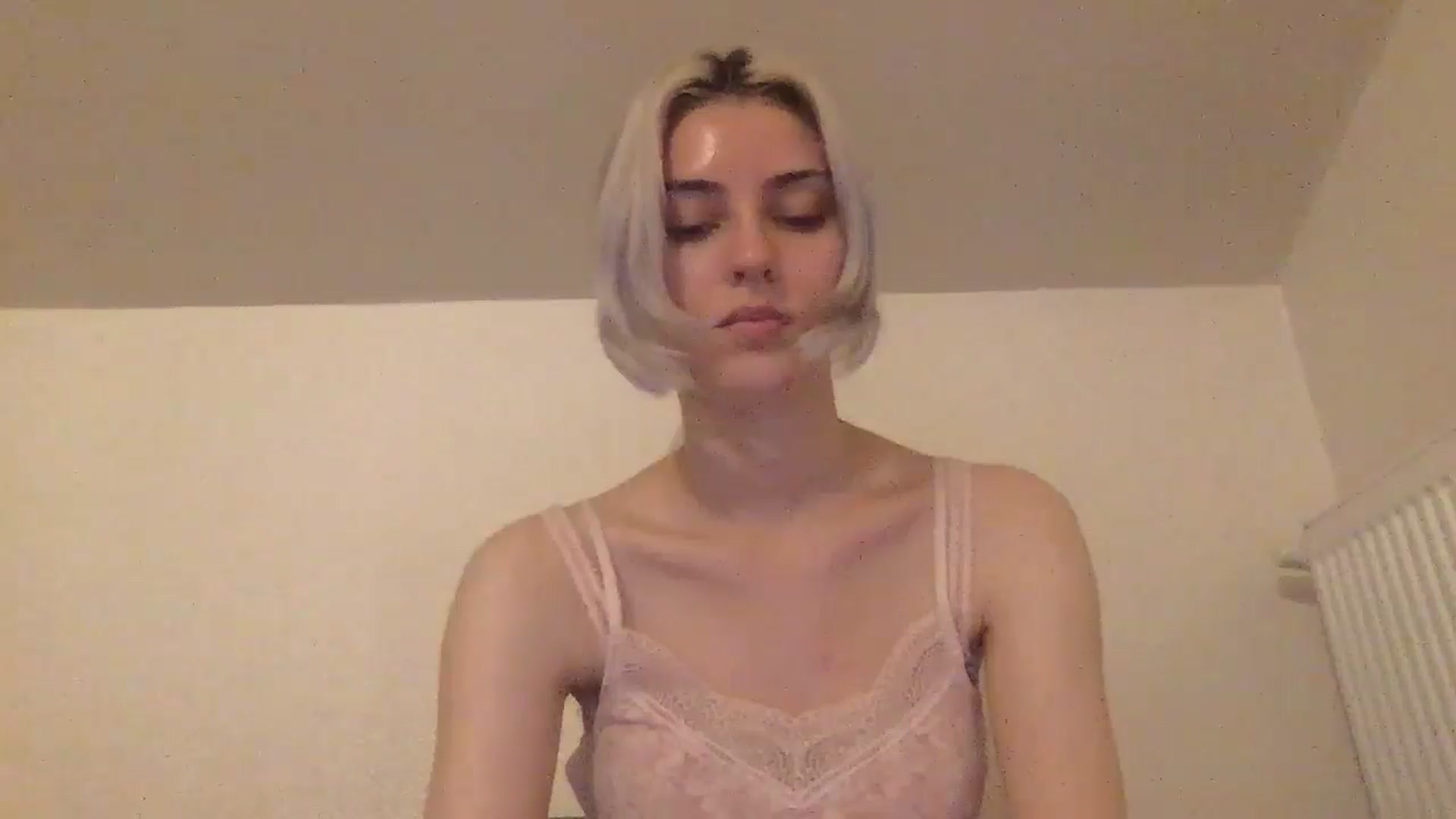 Gallery image thumbnail from LLuckyGirl's myfreecams stream on, 06/27/2024, 23:10 image 11 of 20
