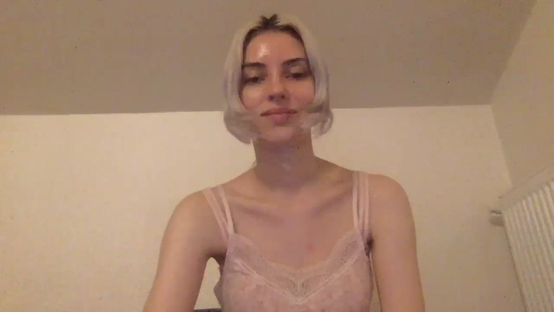 Gallery image thumbnail from LLuckyGirl's myfreecams stream on, 06/27/2024, 23:10 image 16 of 20