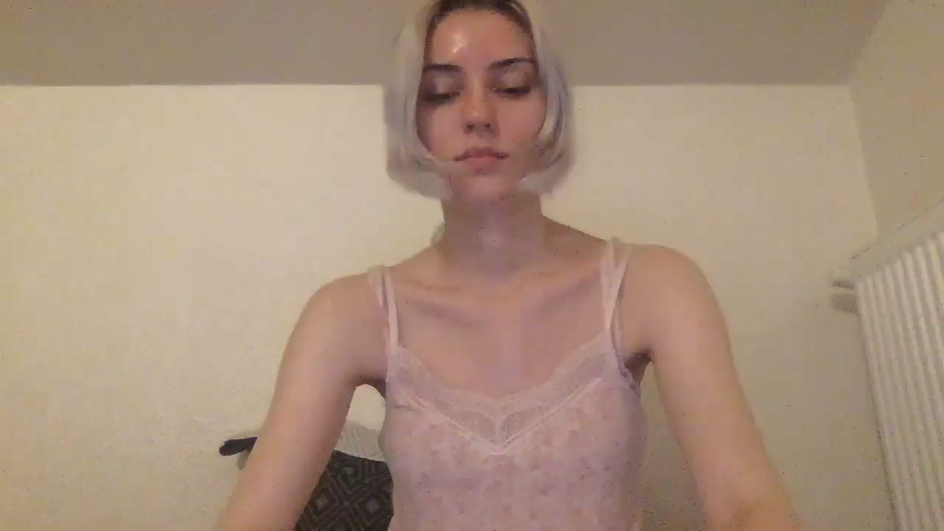 Gallery image thumbnail from LLuckyGirl's myfreecams stream on, 06/28/2024, 01:14 image 17 of 20
