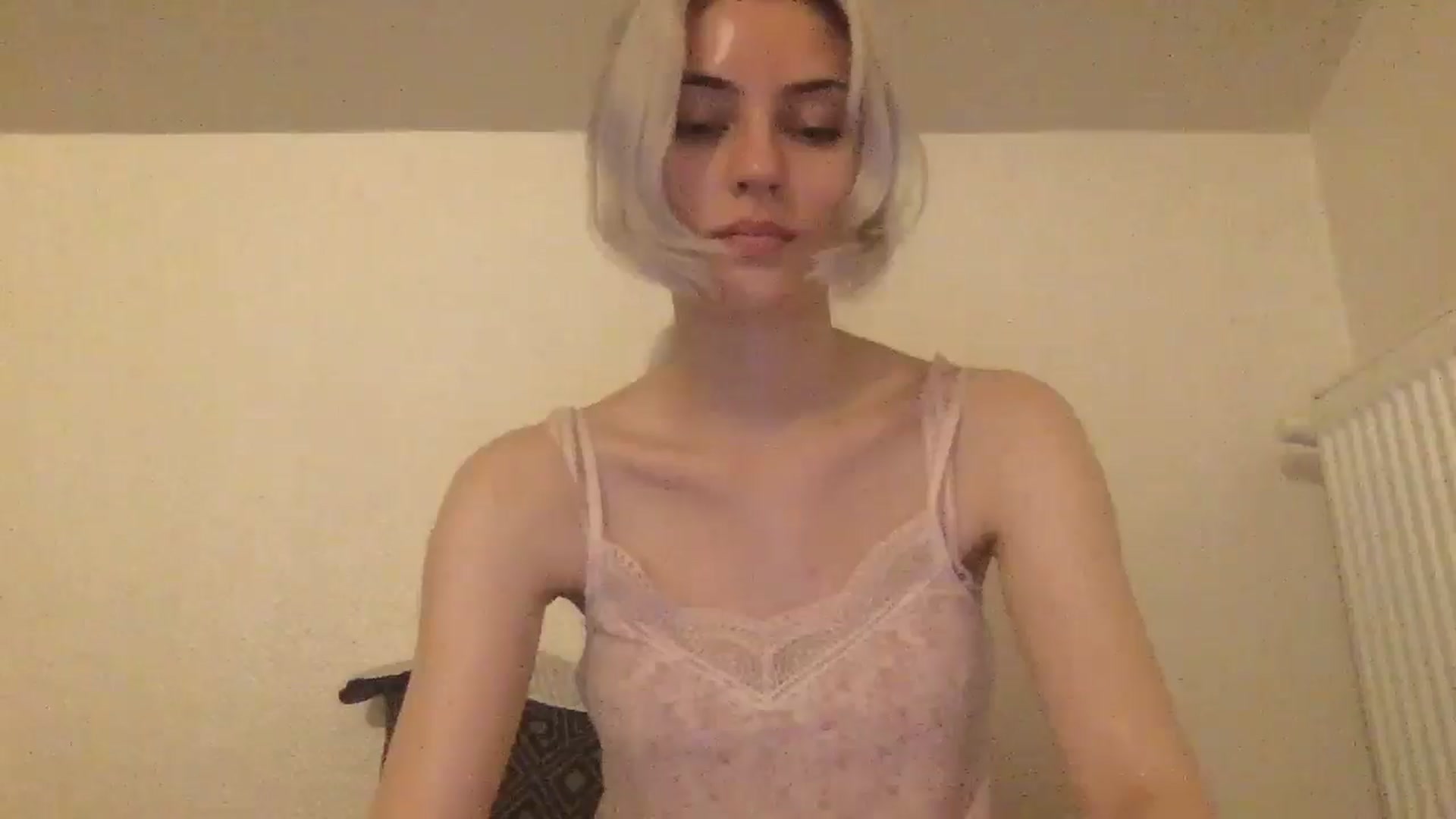 Gallery image thumbnail from LLuckyGirl's myfreecams stream on, 06/28/2024, 01:14 image 10 of 20