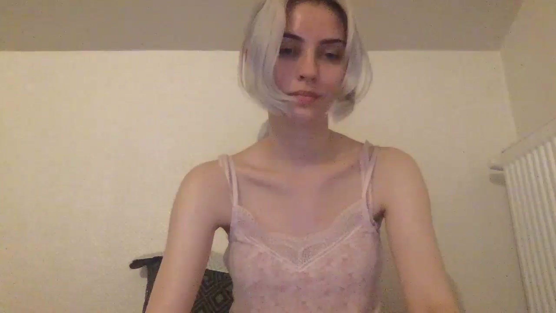 Gallery image thumbnail from LLuckyGirl's myfreecams stream on, 06/28/2024, 01:14 image 12 of 20